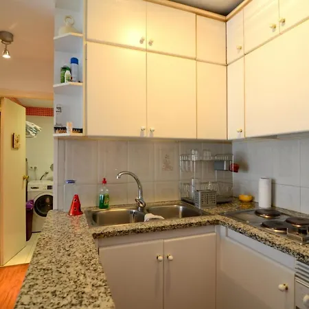 Rocamaura Iv 1-4 Apartment *